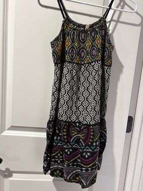Women’s Black Patterned Spaghetti-Strap Sundress